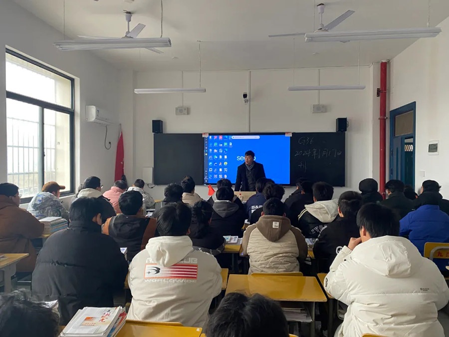 庐山市星辰技工学校开学第一课 精彩纷呈启航新学期